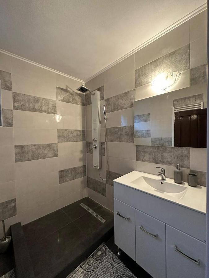 Vila Casa Eroilor Curtea de Argeş Exteriér fotografie